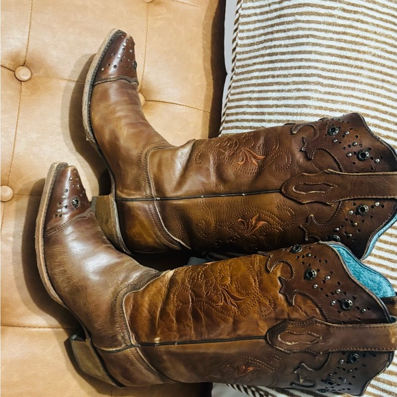 Corral Brown Embroidered Heeled Boots - Picture 6 of 7